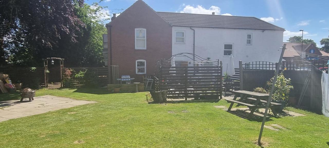 Anchor House 2 East Street Alford Lincolnshire Ln13 9Eq Bed & Breakfast Exterior photo